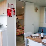 פארק נופש Village Mareblu 3*